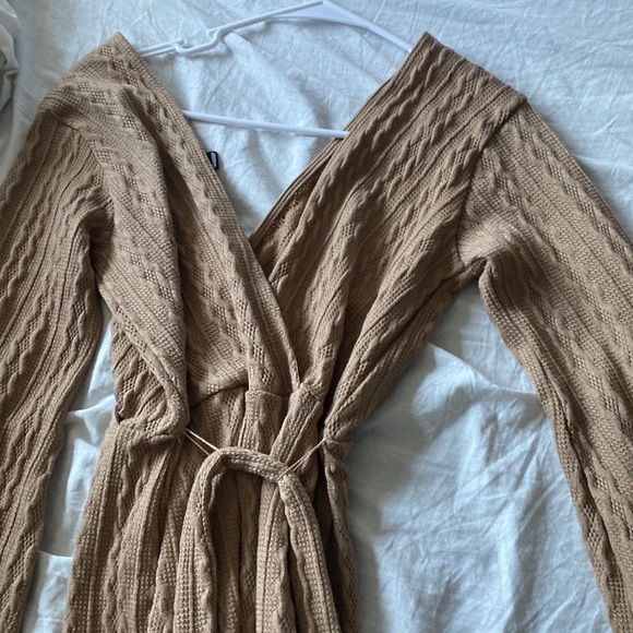 Windsor tan knit dress - Picture 3 of 4